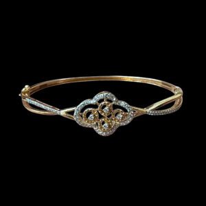 Elegant Clover Diamond Rose Gold Bracelet