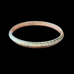 Dainty Silver Scalloped Bangle