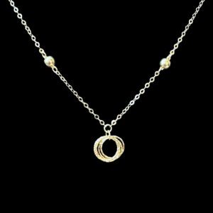 Elegant Silver Interlinked Ring Pendant Necklace