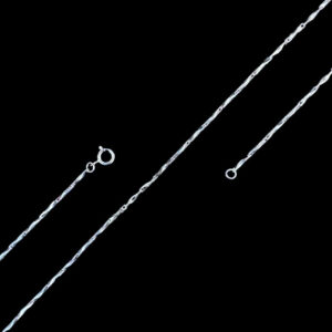 Elegant Silver Twisted Link Chain