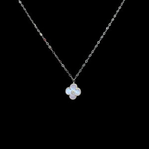 Ethereal White Mother-of-Pearl Clover Gold Pendant