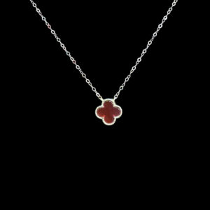 Elegant Carnelian Clover Silver Pendant Chain