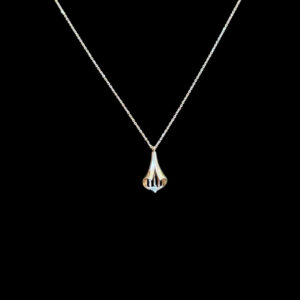 Elegant Gold Lily Bloom Diamond Pendant Chain