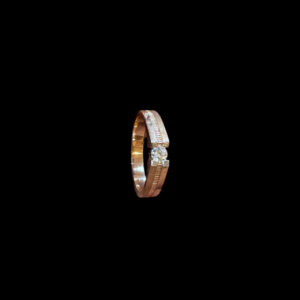 Elegant Rose Gold Diamond Solitaire Band