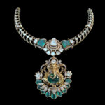Divine Ganesha Antique Gold Polki Emerald Necklace