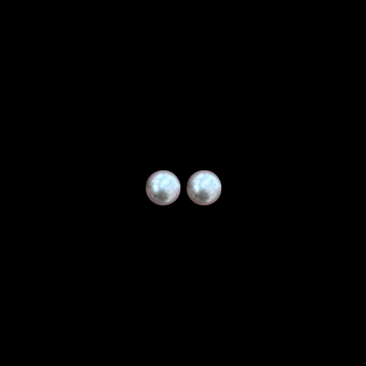 photo_6134252767132979384_y Classic Round Pearl Studs